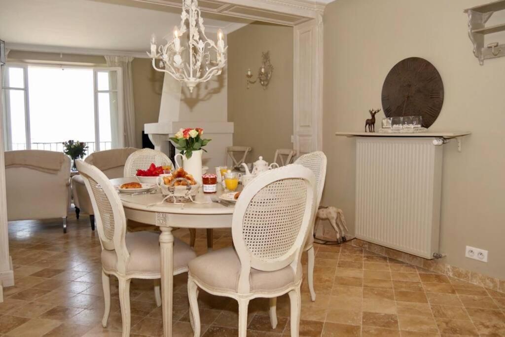 Bord De Mer - Ac, Wifi, Chic, Sea View, Beach 2 Minutes Walk 앙티브 외부 사진