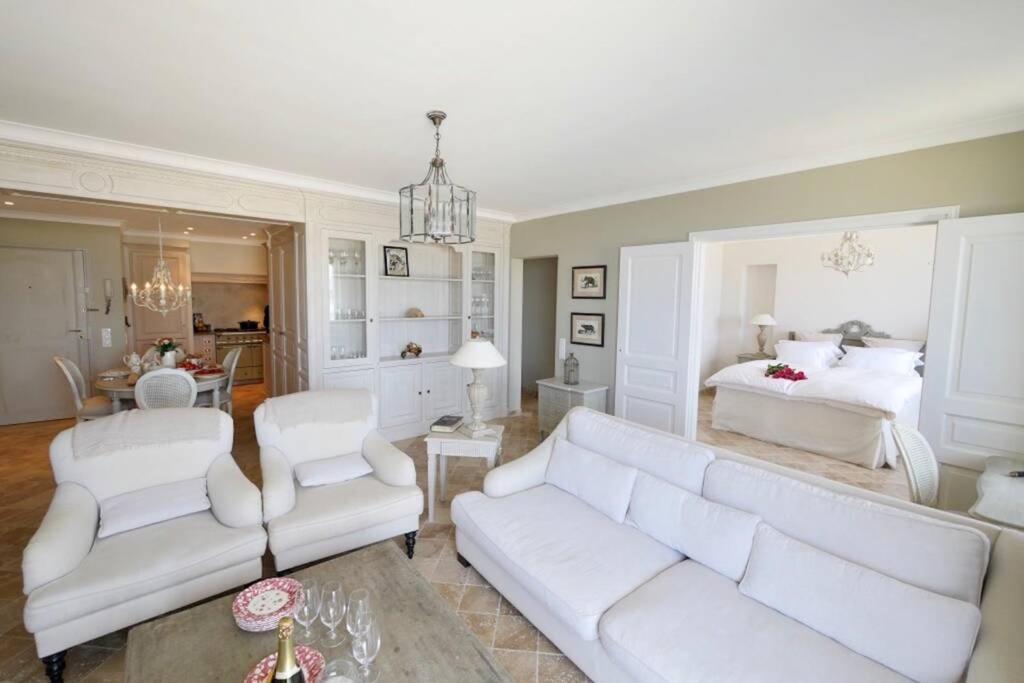 Bord De Mer - Ac, Wifi, Chic, Sea View, Beach 2 Minutes Walk 앙티브 외부 사진